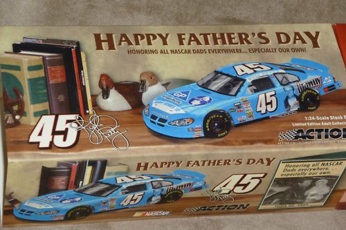 Fathers Day   Kyle Petty 124 Scale 04 Intrepid NIB  